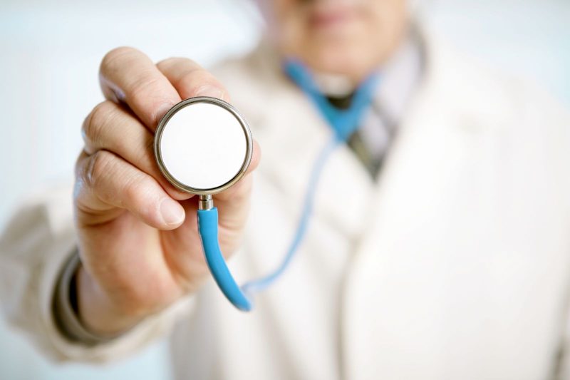 Budući studenti medicine moraće da se izjasne da li će sa diplomom ostati u Crnoj Gori